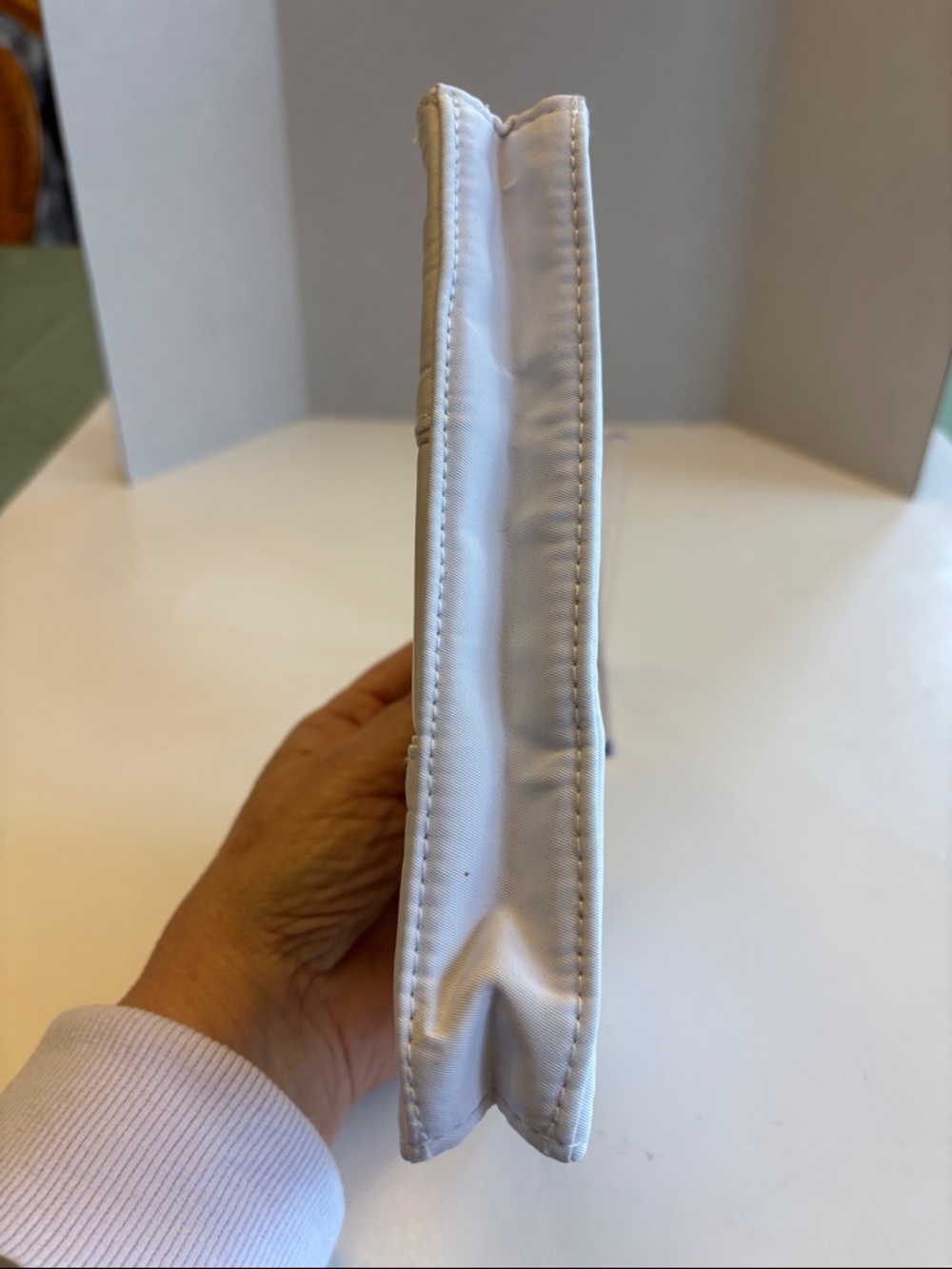 Yves Saint Laurent White Panel Cosmetic Pouch - Picture 2 of 7